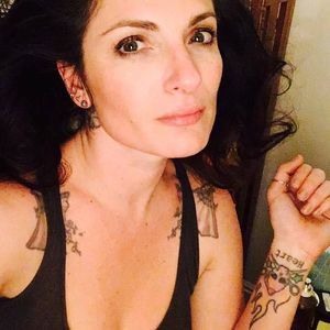 Meet your Posher, Kaira